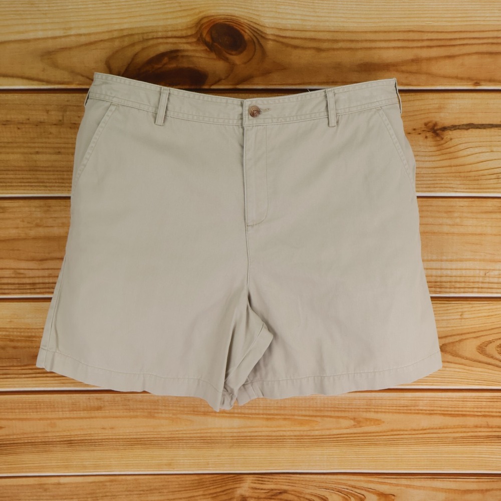 White Stag Shorts Womens 14 Beige 100% Cotton Chinos Pockets High Rise 7" Inseam